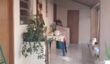 Casa à venda no PARQUE DAS COLINAS em Valinhos/SP