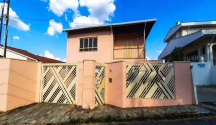 Casa à venda no Castelo em Valinhos/SP