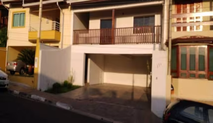 Casa à venda no Lenheiro em Valinhos/SP