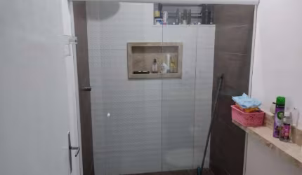 Casa à venda no JARDIM CELANI em Valinhos/SP