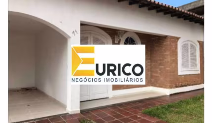Casa à venda no VILA EMBARÉ em Valinhos/SP