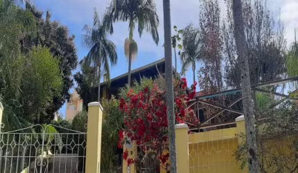 Casa à venda no SOUSAS em Campinas/SP