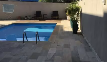Casa à venda no Condomínio Residencial Oruam em Valinhos/SP