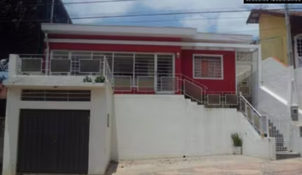 Casa à venda no Vila Santana em Valinhos/SP