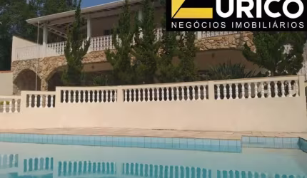 Casa à venda no Condomínio Estância Marambaia em Vinhedo/SP