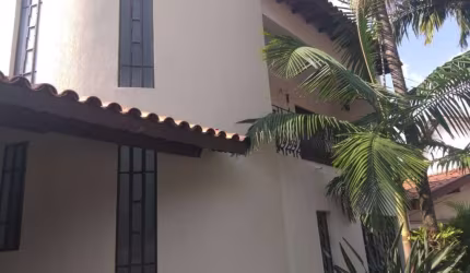 Casa à venda no VILA EMBARÉ em Valinhos/SP