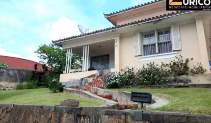 Casa à venda no Centro em Vinhedo/SP