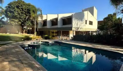 Casa para aluguel no Condomínio Chácara Flora em Valinhos/SP