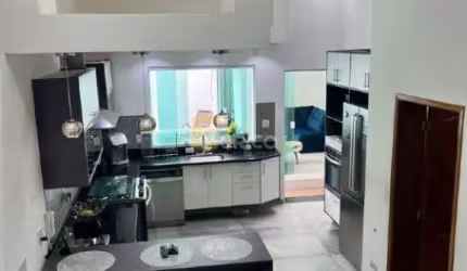 Excelente Casa a Venda no Bairro Jardim Pacaembu em Jundiaí SP.