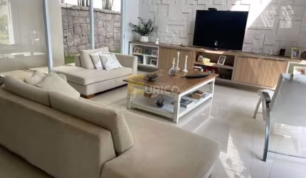 Casa á Venda no Condomínio Alpes na cidade de Vinhedo/SP