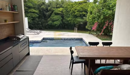 Casa em condomínio à venda no Condomínio Morada do Bosque em Vinhedo/SP