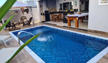 Casa à venda no Condomínio Portal do Jequitibá em Valinhos/SP