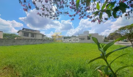 Terreno à venda no Condomínio Canto Del Bosco em Valinhos/SP