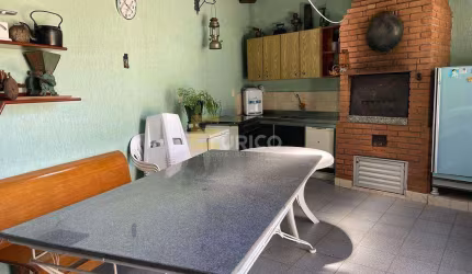 Casa à venda no Jardim Pinheiros em Valinhos/SP