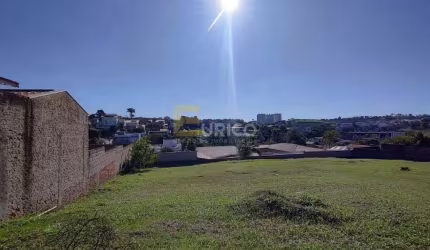 Terreno em Condomínio à venda no Condomínio Colinas dos Álamos em Valinhos/SP