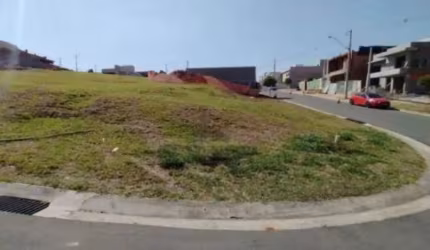 Terreno à venda no Condomínio Residencial Glarus Swis Park em Campinas/SP