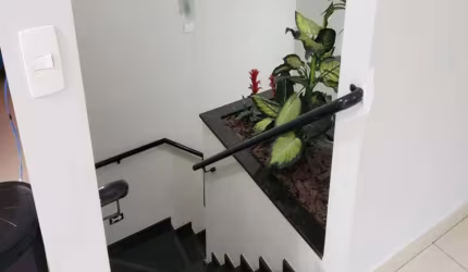 Salão para aluguel no VILA EMBARÉ em Valinhos/SP