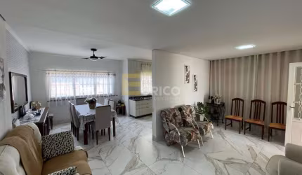 Casa à venda no Parque Florence em Valinhos/SP
