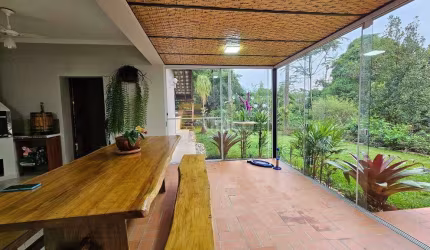 Casa a venda com 03 suites - Condomínio Delle Stelle em Louveira