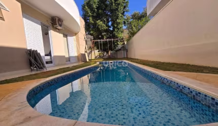 Casa em condomínio à venda no Condomínio Reserva dos Vinhedos em Louveira/SP