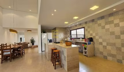 Casa térrea a venda com 03 suites no Condominio Vila Hipica 2 em Vinhedo