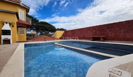 Casa a venda com 03 quartos e 01 edicula no Bairro Panorama em Vinhedo