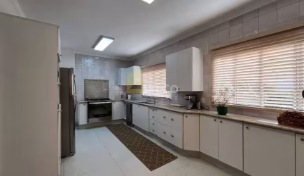 Casa em condomínio à venda no Marambaia em Vinhedo/SP