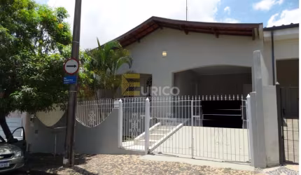 Casa à venda no Castelo em Valinhos/SP