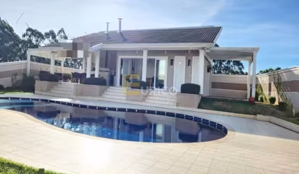 Casa em condomínio à venda no Condomínio Colinas de Inhandjara em Itupeva/SP
