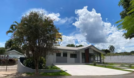 Casa Térrea à venda no Condomínio