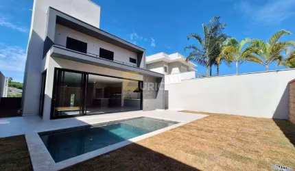 Luxuosa Residência Recém-Construída a venda no Condomínio Recanto dos Paturis / Vinhedo