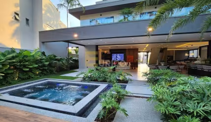 Casa à venda no Riviera de São Lourenço em Bertioga/SP