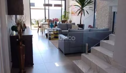 Casa em condomínio à venda no Condomínio Cedros do Libano em Valinhos/SP