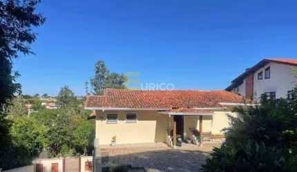 Casa à venda no Condomínio Marambaia, em Vinhedo/SP com valor ABAIXO DO MERCADO!