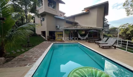 Casa sobrado à venda no condomínio Santa Fé na cidade de Vinhedo/SP
