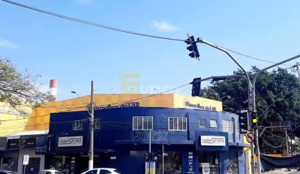 Prédio Comercial para aluguel no Centro em Valinhos/SP