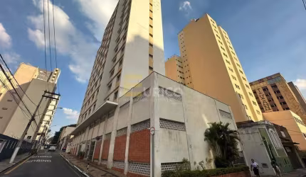 Apartamento à venda no Condomínio Edifício Ana Maria Giordano em Campinas/SP