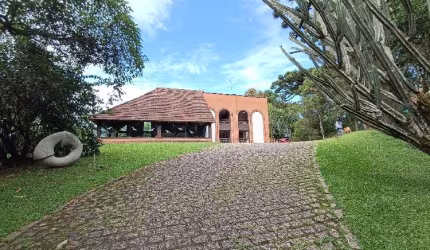 LINDA RESIDENCIA, CPO MAGRO, 720,00 M2 (2 CASAS), 6 QUARTOS TOTAL (3 SUITES), TERRENO 8.717,00M²