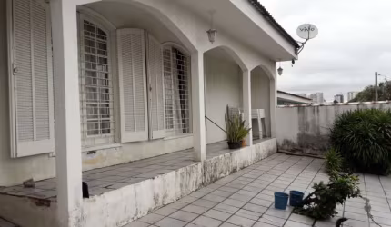 CASA, SANTO INÁCIO, ALVENARIA. ÓTIMA LOCALIZAÇÃO