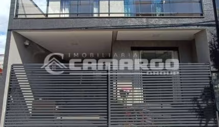 Lindíssimo Sobrado 160m2 em Condominio Fechado Sitio cercado