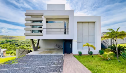 Casa à venda  Alphaville,  3 suite duas vagas, 600 m2 terreno