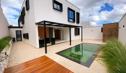 Casa no Condomínio Estrela Alta R$2.300.000,00 , 4 quartos , 3 Suítes - Juiz de Fora - MG MG