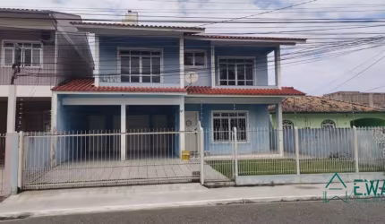 Casa para aluguel, 4 quarto(s),  Kobrasol, São José - CA677