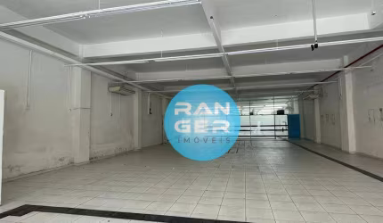 Prédio comercial no centro de Santos