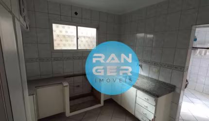 Apartamento, térreo 02 dormitórios, sem condomínio, Bairro:Marpé!!