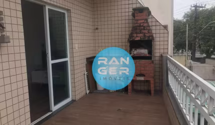 Casa com 3 dormitórios à venda no Macuco em Santos.