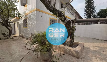 Casa com 2 dormitórios para alugar, 92 m² por R$ 4.300,00/mês - Campo Grande - Santos/SP