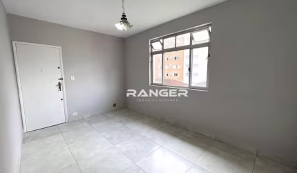 Apartamento 2 dormitórios, 1 vaga de garagem - Rua João Caetano - Marapé Santos