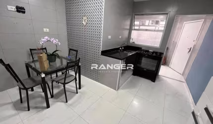 Apartamento na PRAIA com 2 dormitórios à venda, 105 m² por R$ 795.000 - Boqueirão - Santos/SP