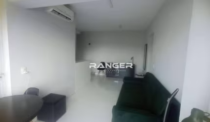 Apartamento com 2 dormitórios à venda, 64 m² por R$ 649.000,00 - Marapé - Santos/SP